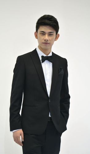 罗永春 视觉与舞美负责人